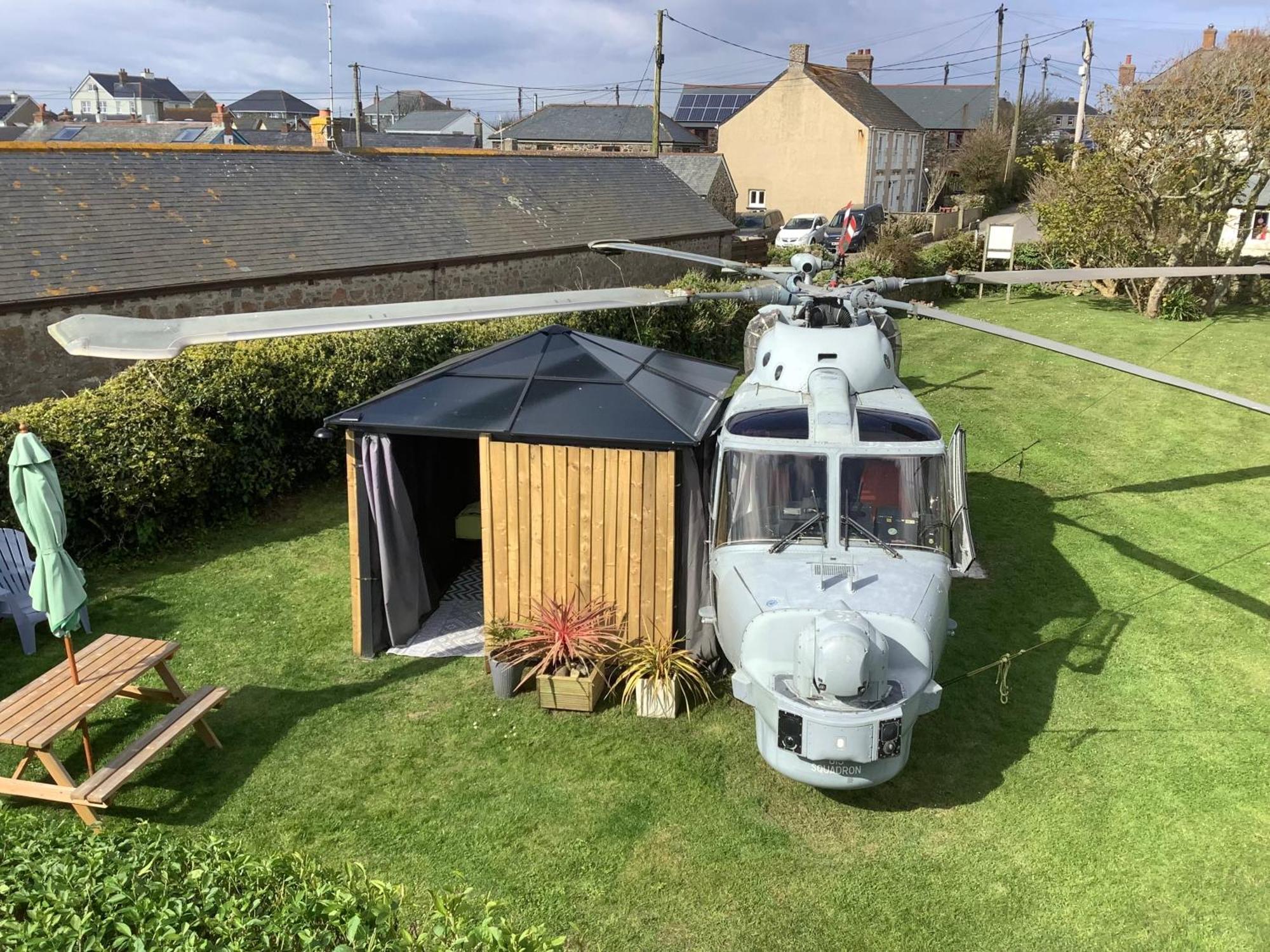 Haelarcher Helicopter Glamping Helston Luaran gambar